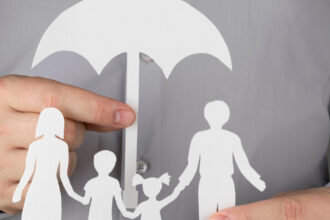 Protéger sa famille en prenant de l’âge : pourquoi penser à l’assurance décès ?